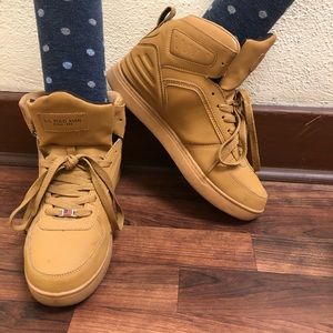 men’s 10.5 US POLO ASSN. tan high top sneakers